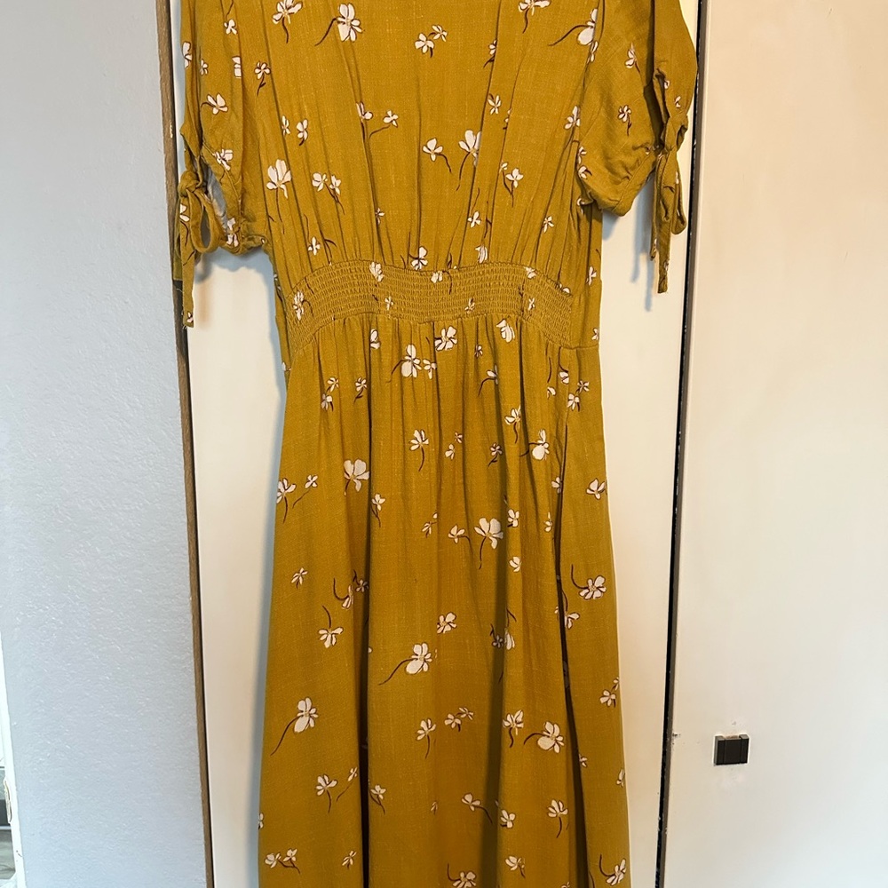 Universal Thread Floral Mustard Dress